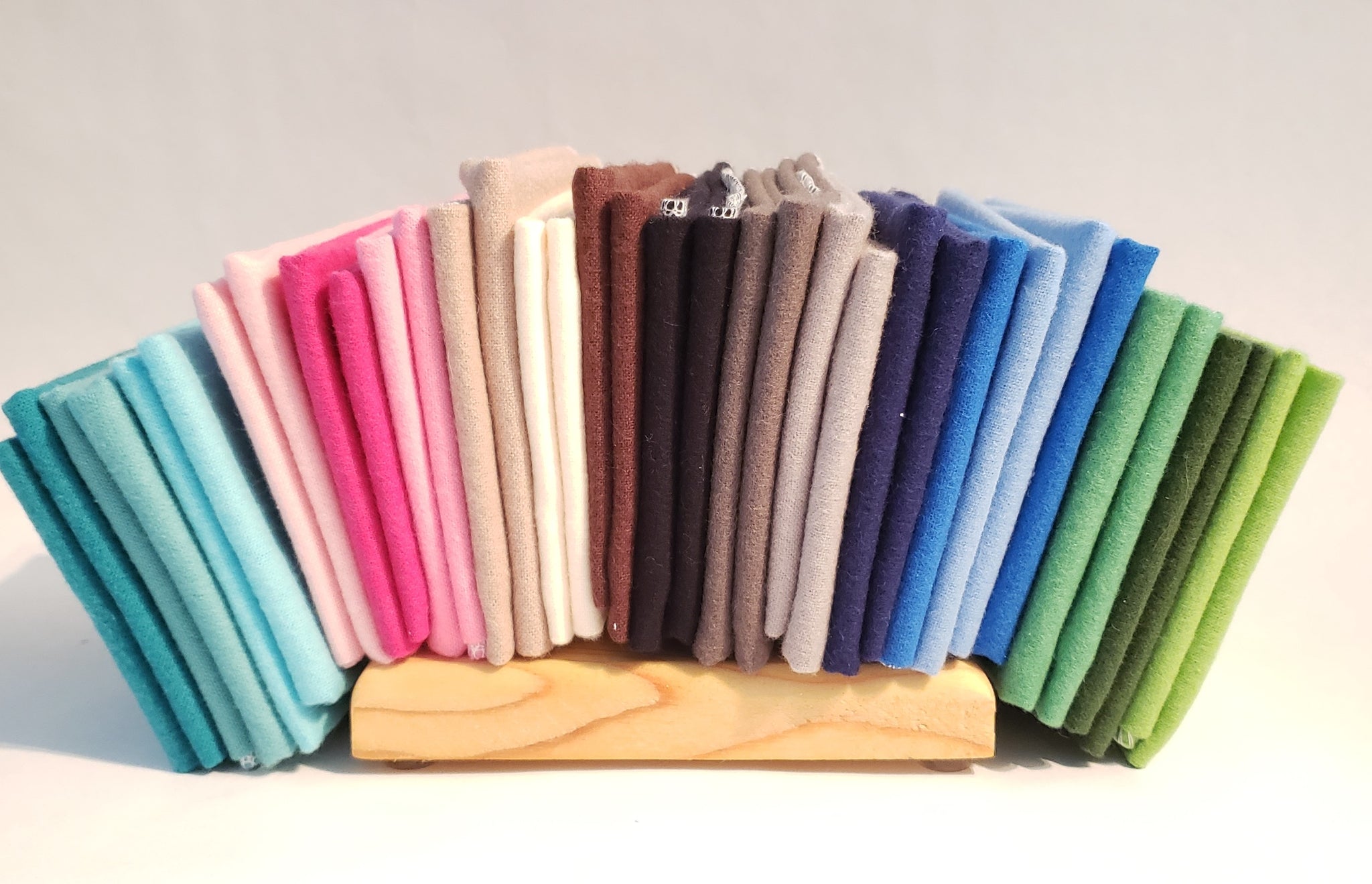Un Paper Reusable Napkins Single-ply Set of 6 RAINBOW Cloth Napkins Cloth  Wipes Cloth Towels Reusable Napkins From Mamamade 